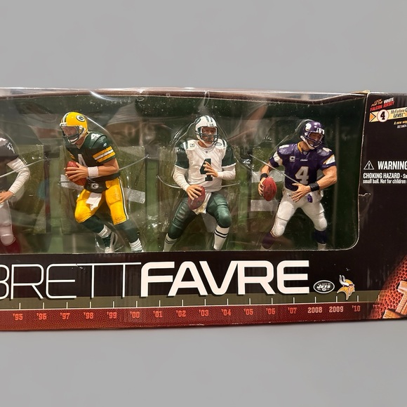 Brett Favre Through The Years Collectable Action Figures - Picture 5 of 11